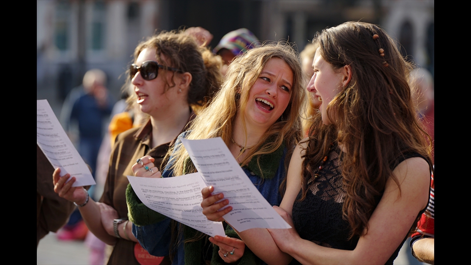 10-Hans Denis-Vrouwenrechten